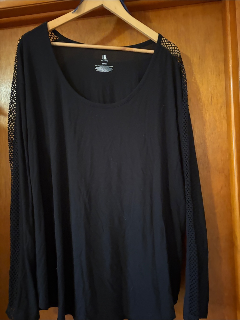 Lane Bryant Active Black Long-Sleeve Top with Mesh Sleeve Panels